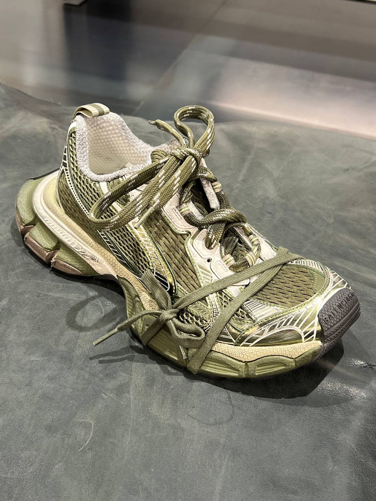 Cargo Sneaker