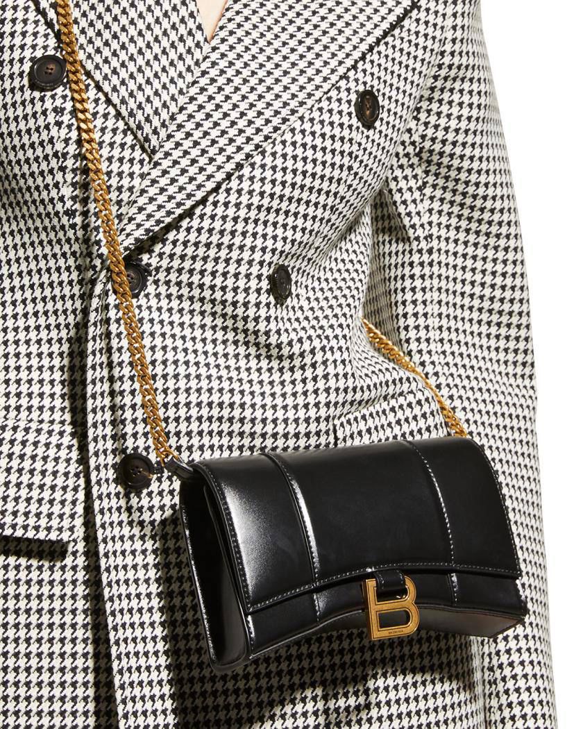 Hourglass Chain Bag