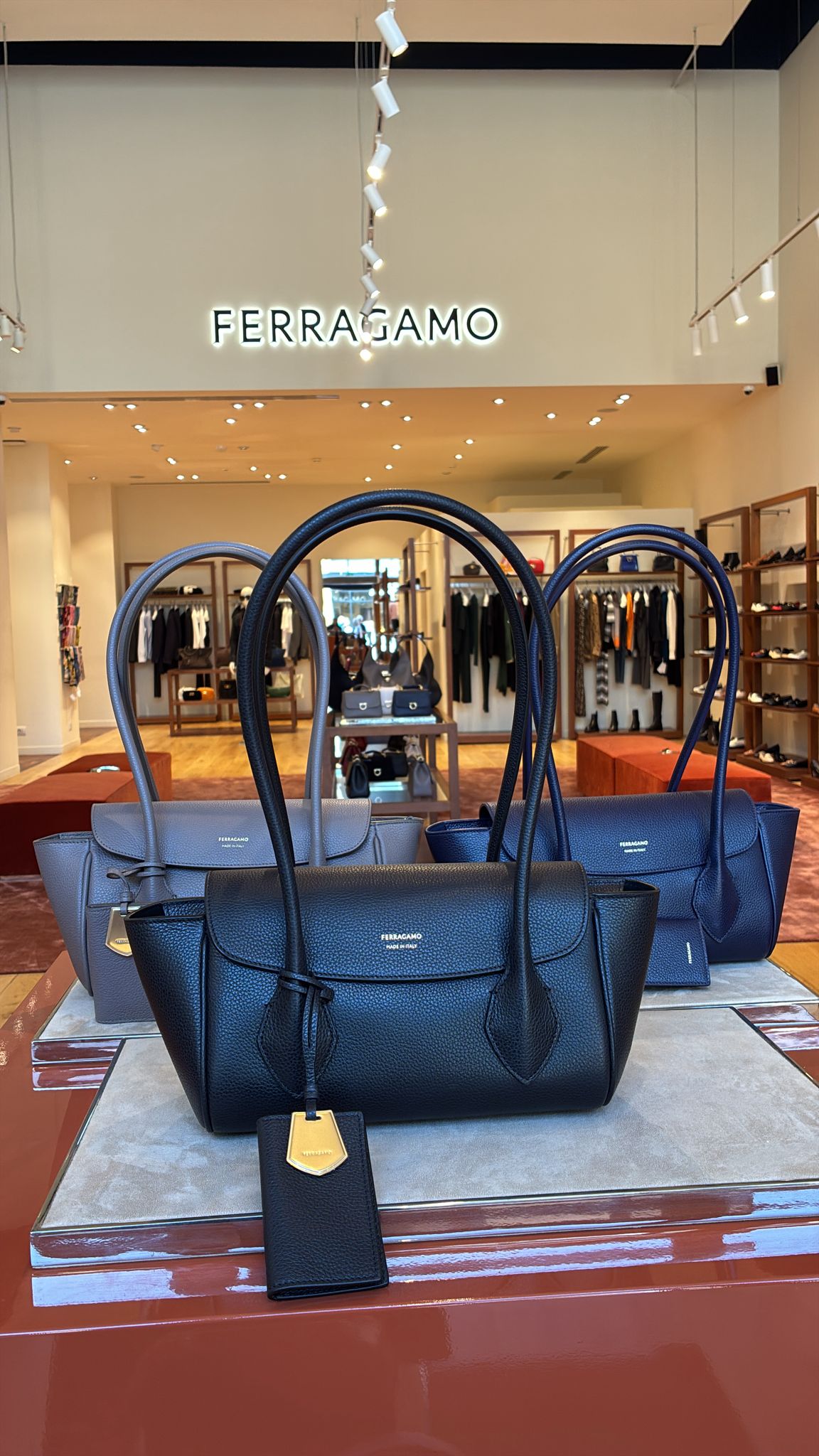 Hug Handbag