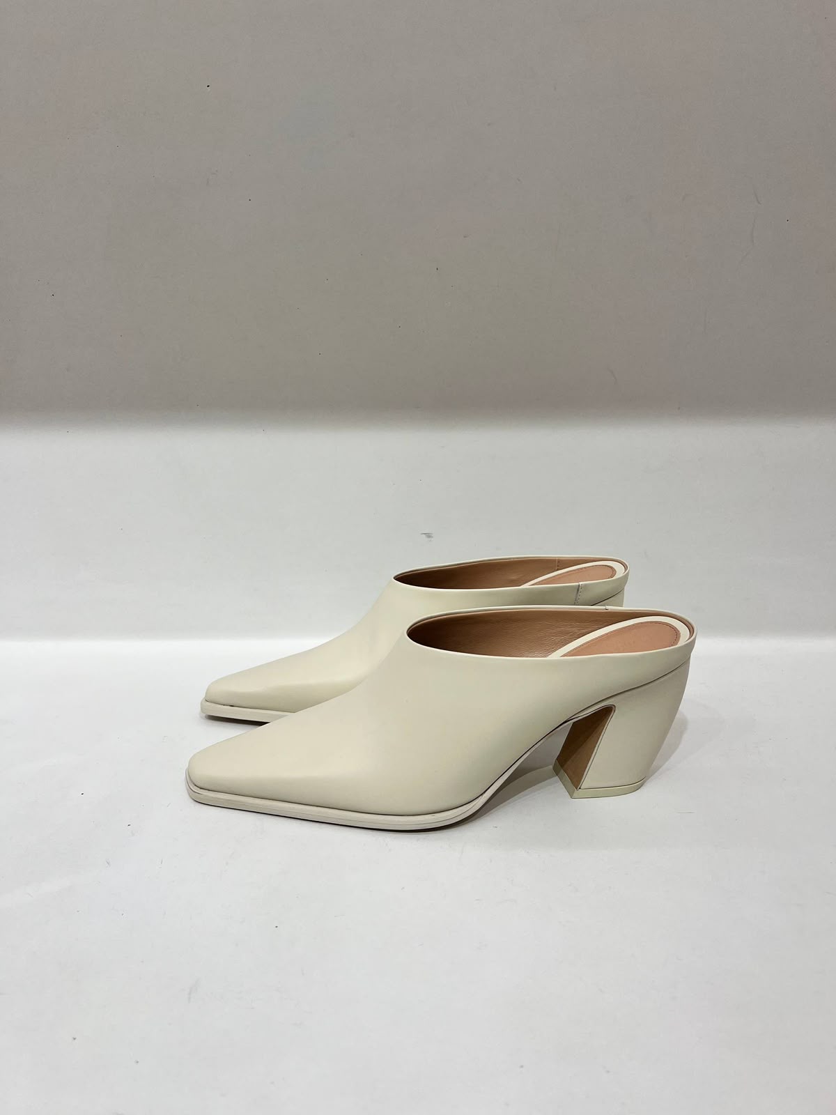Pointed Toe Heeled Mules