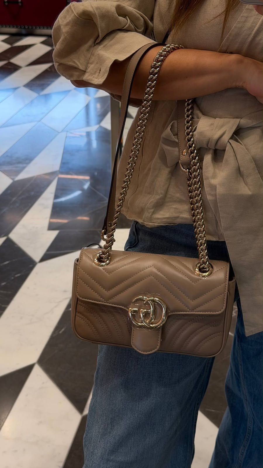 GG Marmont Small Shoulder Bag
