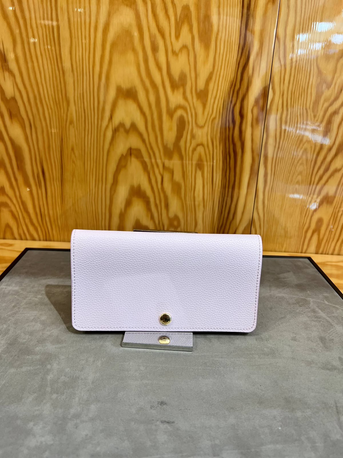 Grainy Leather Continental Wallet
